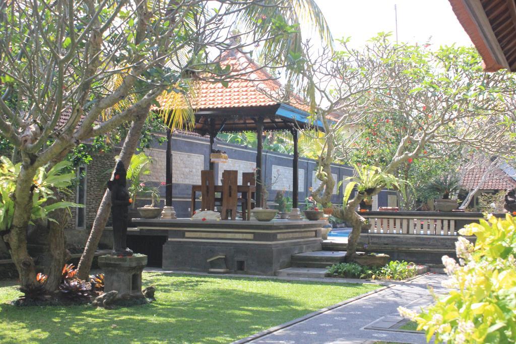 Sagitarius Inn Ubud  Exterior photo