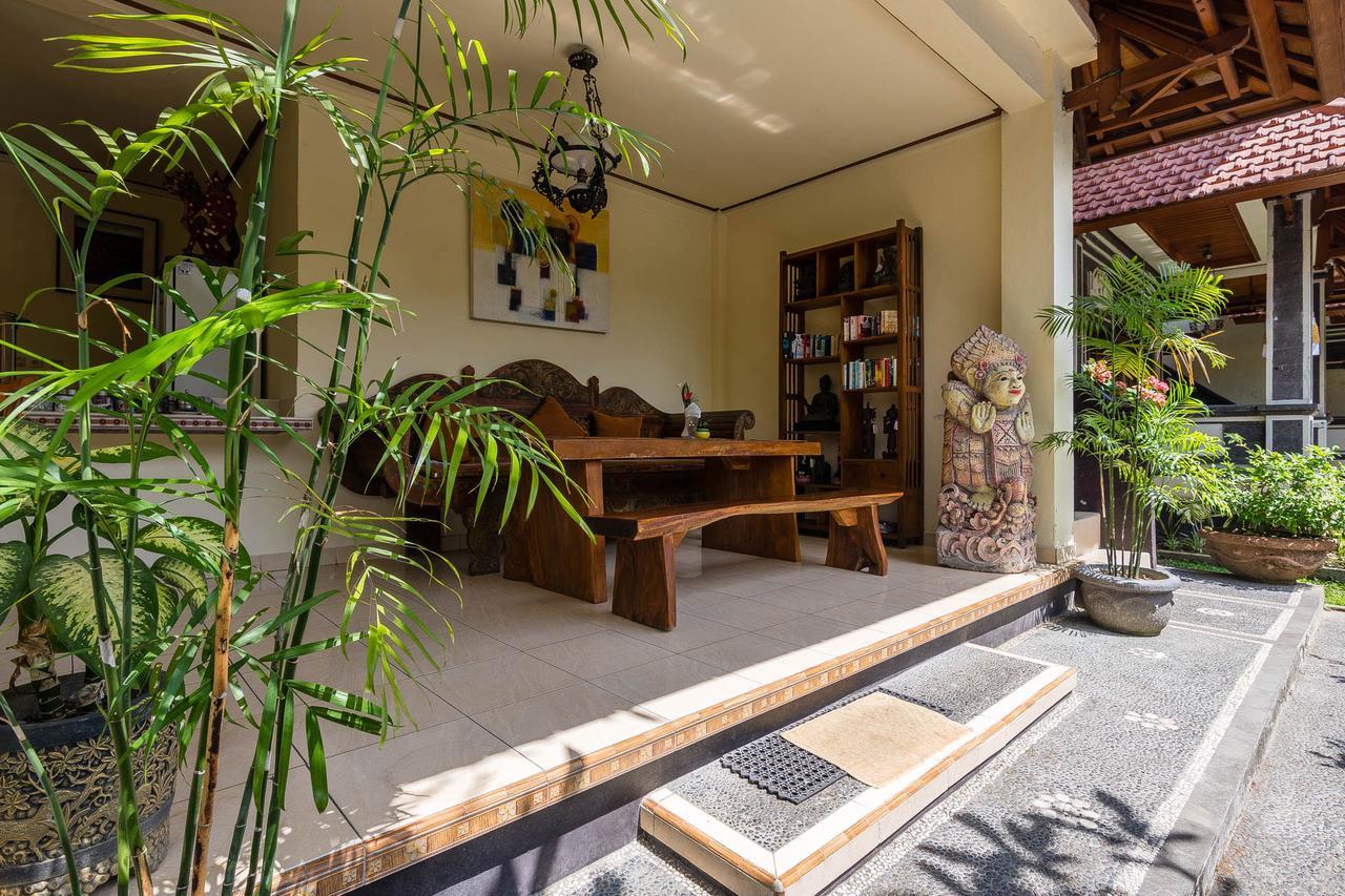Sagitarius Inn Ubud  Exterior photo